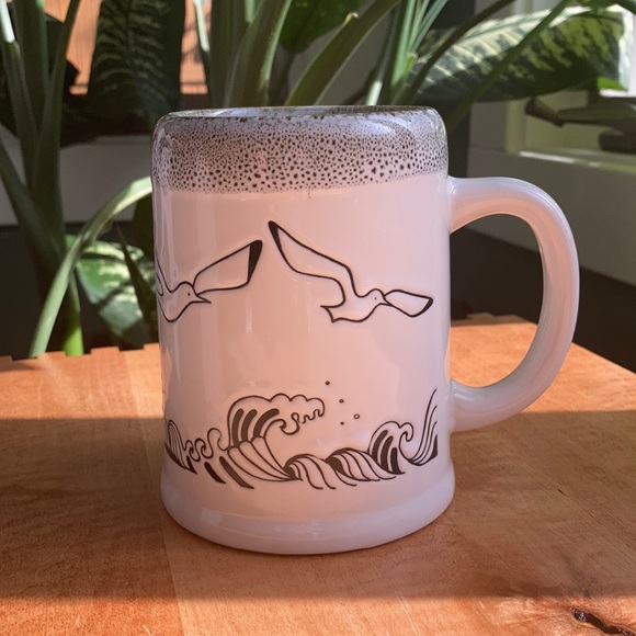 Large Seagull Bird Wave Large Coffee Mug Stein - Picture 2 of 5